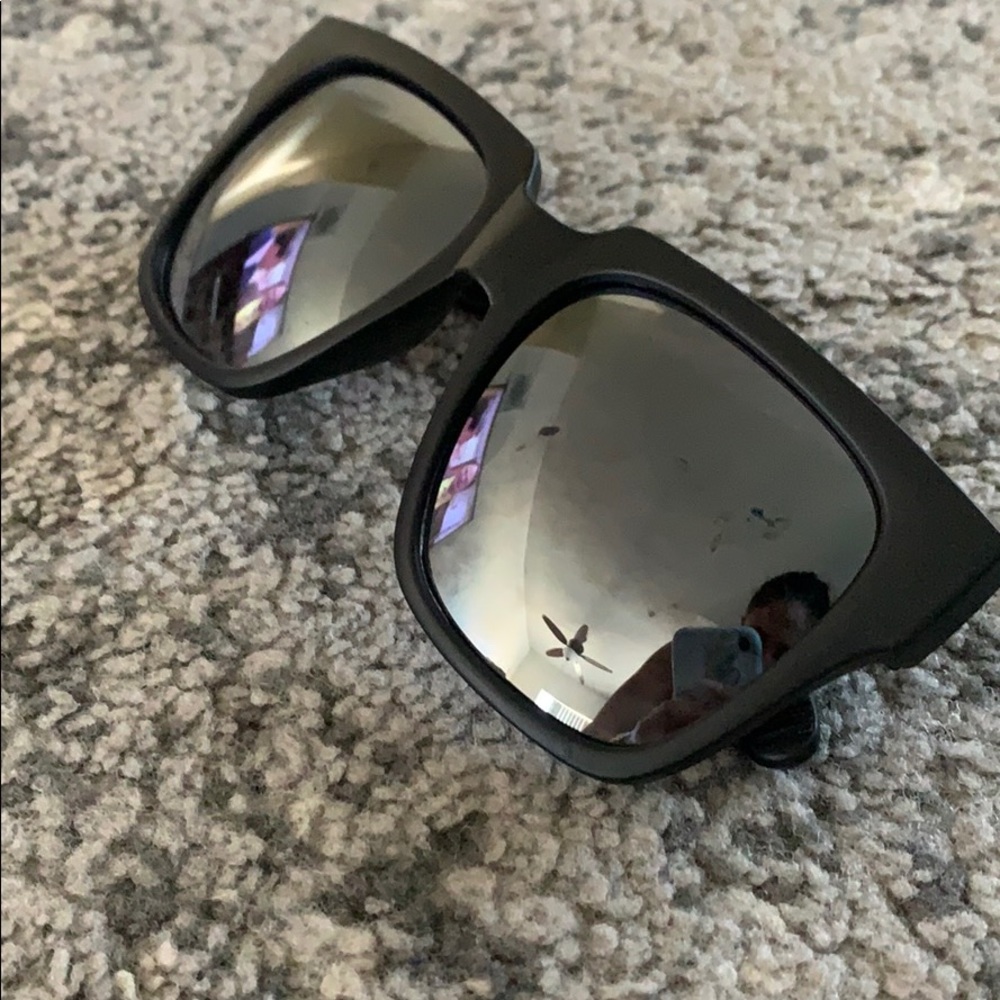Quay On the Prowl Sunglasses